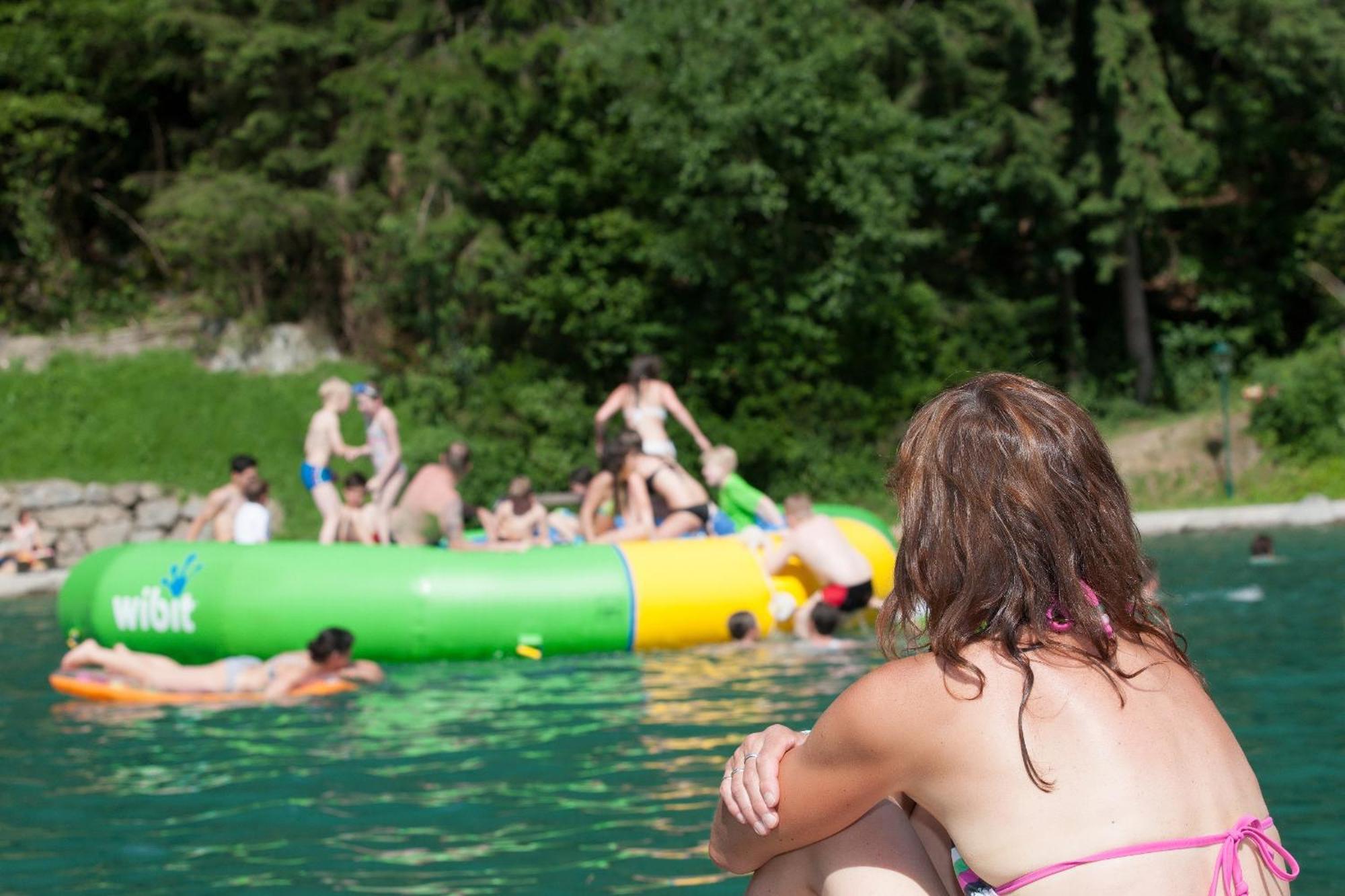 Chalet - Direkt Am 5 Sterne Campingplatz Aufenfeld Im Zillertal Mit Hallenbad Und Sauna Aschau Im Zillertal エクステリア 写真